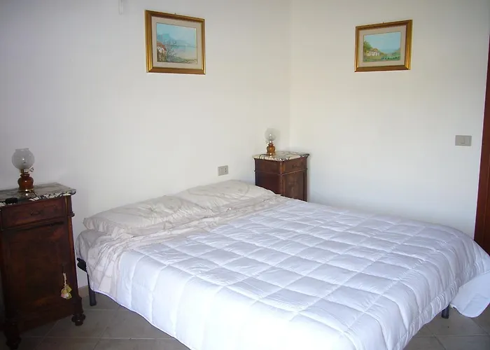 Su Trabi Nocleg ze śniadaniem